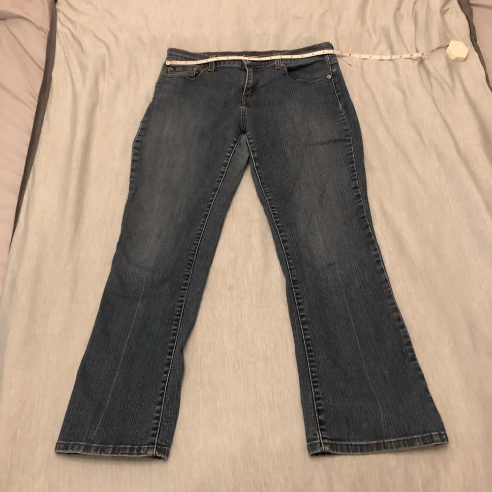 Vintage 515 Levi size 8 (short)